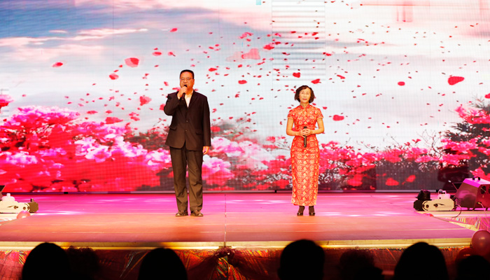 “阳光路上,奋力前行”——我院2016年元旦晚会隆重举行 “阳光路上,奋力前行”——我院2016年元旦晚会隆重举行