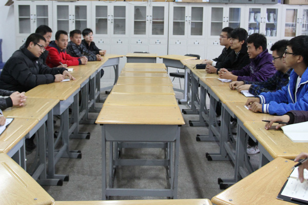 我院召开新生座谈会 我院召开新生座谈会