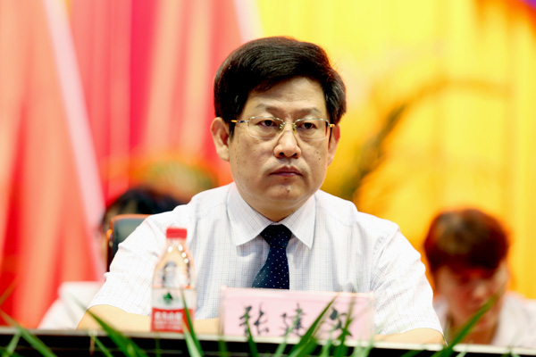 我院举行2012届毕业生毕业典礼 我院举行2012届毕业生毕业典礼