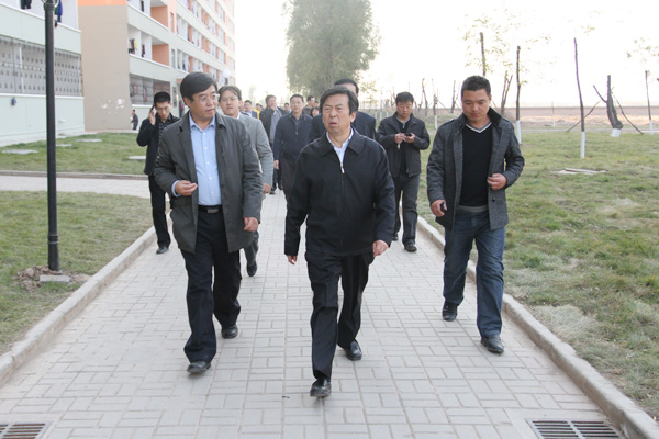 省教育厅李东福厅长一行到我院晋中校区检查指导工作 省教育厅李东福厅长一行到我院晋中校区检查指导工作