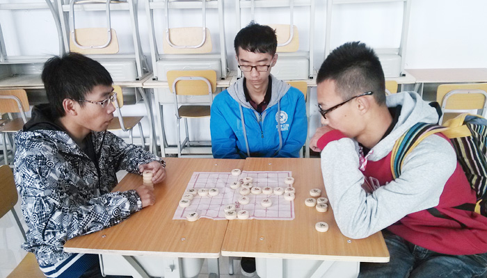 我院第四届“奕友杯”象棋争雄大赛圆满落幕