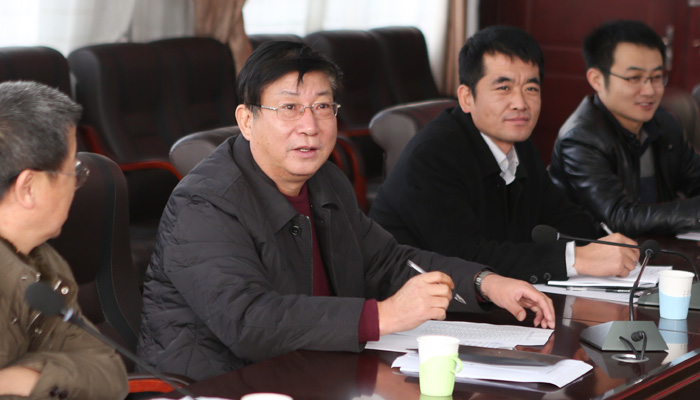 我院召开征求意见座谈会 我院召开征求意见座谈会