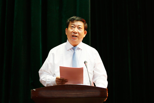 我院举行2013届毕业生毕业典礼暨学位授予大会 我院举行2013届毕业生毕业典礼暨学位授予大会
