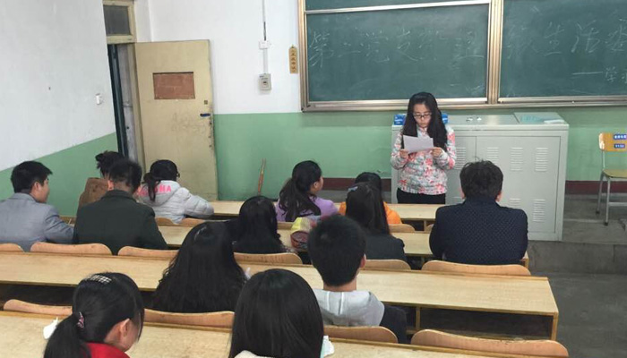 我院各学生党支部开展“传承雷锋精神 弘扬核心价值观”学习雷锋主题月活动 我院各学生党支部开展“传承雷锋精神 弘扬核心价值观”学习雷锋主题月活动