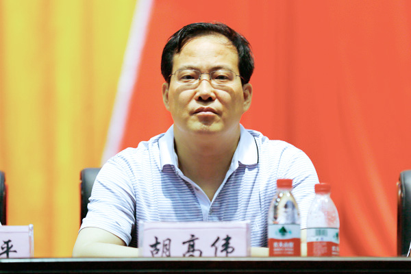 我院举行2013届毕业生毕业典礼暨学位授予大会 我院举行2013届毕业生毕业典礼暨学位授予大会