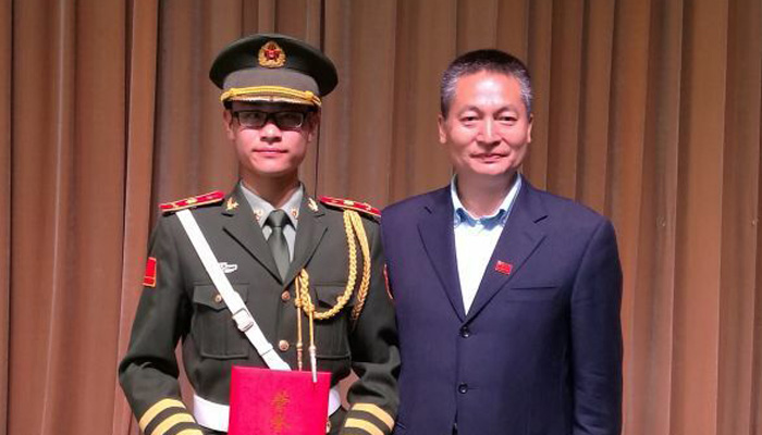 我院国旗护卫队在第三届全国高校升旗手交流展示活动中荣获佳绩 我院国旗护卫队在第三届全国高校升旗手交流展示活动中荣获佳绩