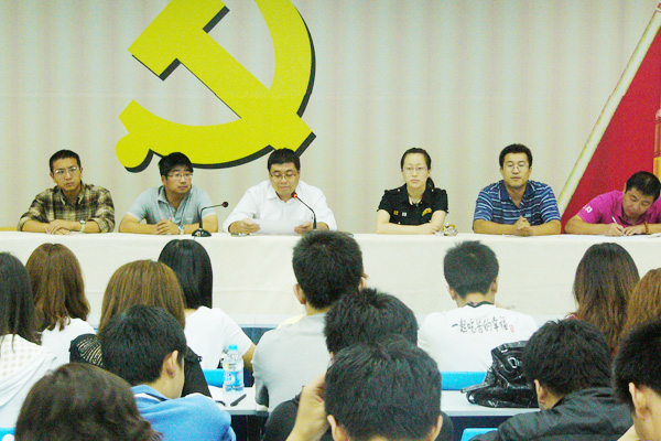 【2011迎新】我院召开迎新工作会议