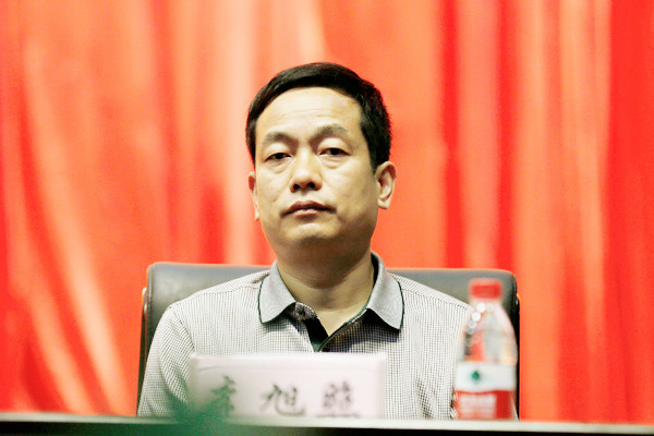我院举行2013届毕业生毕业典礼暨学位授予大会 我院举行2013届毕业生毕业典礼暨学位授予大会