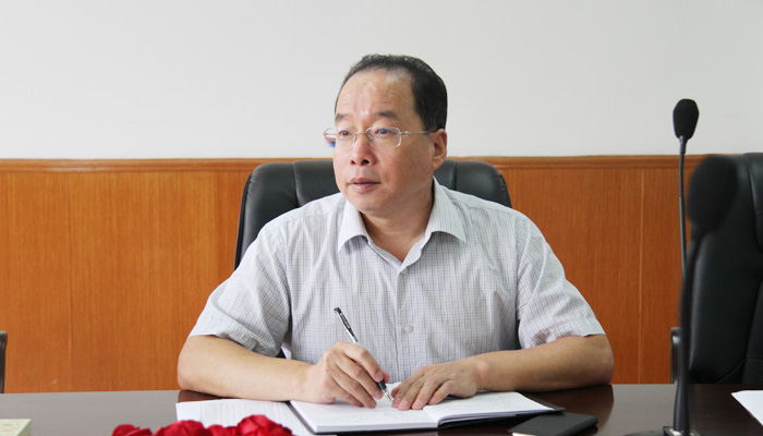 我院召开青年教师座谈会 我院召开青年教师座谈会