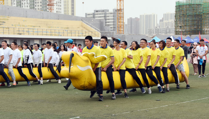 我院教职工代表团在校2018年教职工运动会中再创佳绩 我院教职工代表团在校2018年教职工运动会中再创佳绩