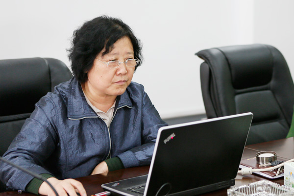 我院召开新学期中层干部会议 我院召开新学期中层干部会议