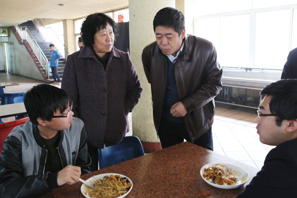 我院积极参加119消防日宣传活动 我院积极参加119消防日宣传活动
