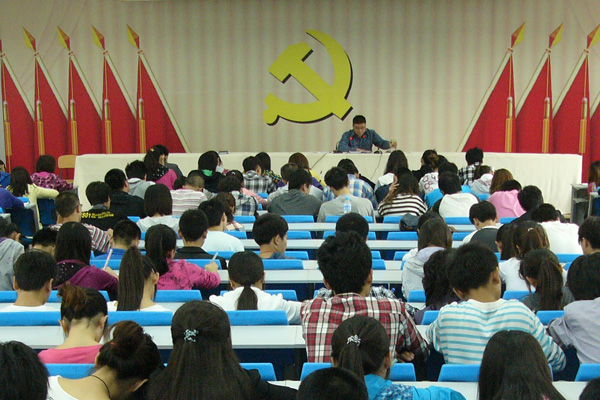 我院召开2011迎新志愿者培训动员大会 我院召开2011迎新志愿者培训动员大会