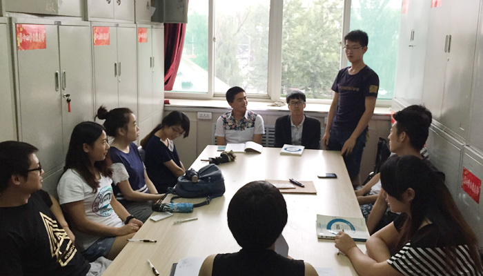 我院第三学生党总支开展“‘三严三实’大家谈”主题活动 我院第三学生党总支开展“‘三严三实’大家谈”主题活动